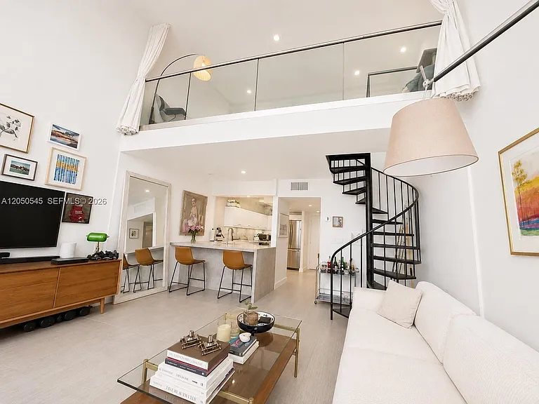 555 NE 15th St #T6 — Photo 12