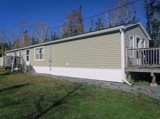 410 Old Post Rd, Enfield, NS B2T0H5