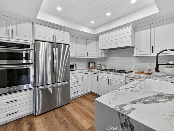 5th image of 964 S Rim Crest Dr