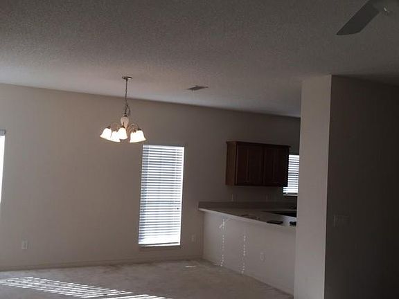 4th image of 33153-B Stables Dr