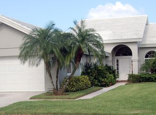 1540 Wilderness Rd, West Palm Beach, FL 33409