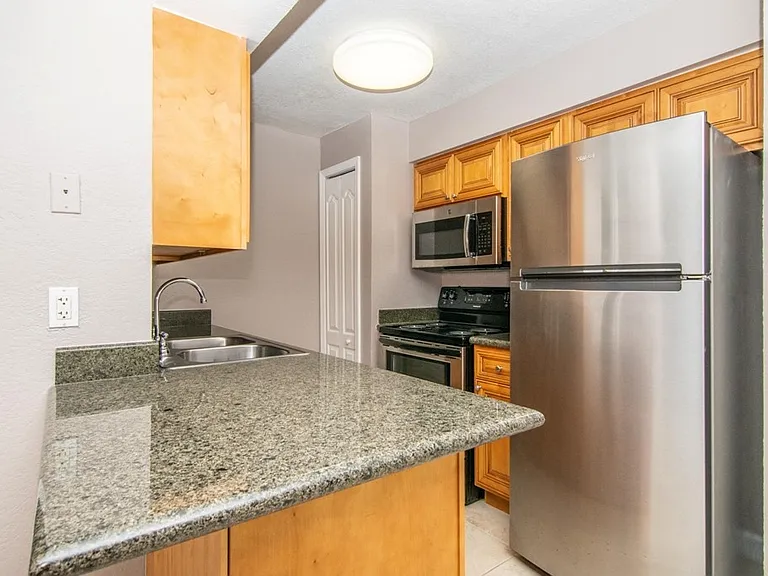 210 Red Cedar Pl — Photo 11