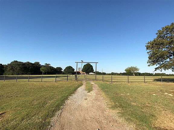 2nd image of 21803 Interstate Highway 45 Feeder S