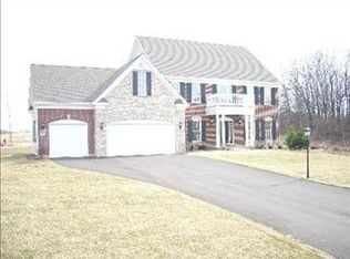 17601 Granite Dr, Marengo, IL 60152