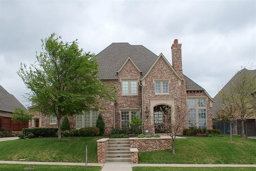 1st image of 6812 Whittier Ln