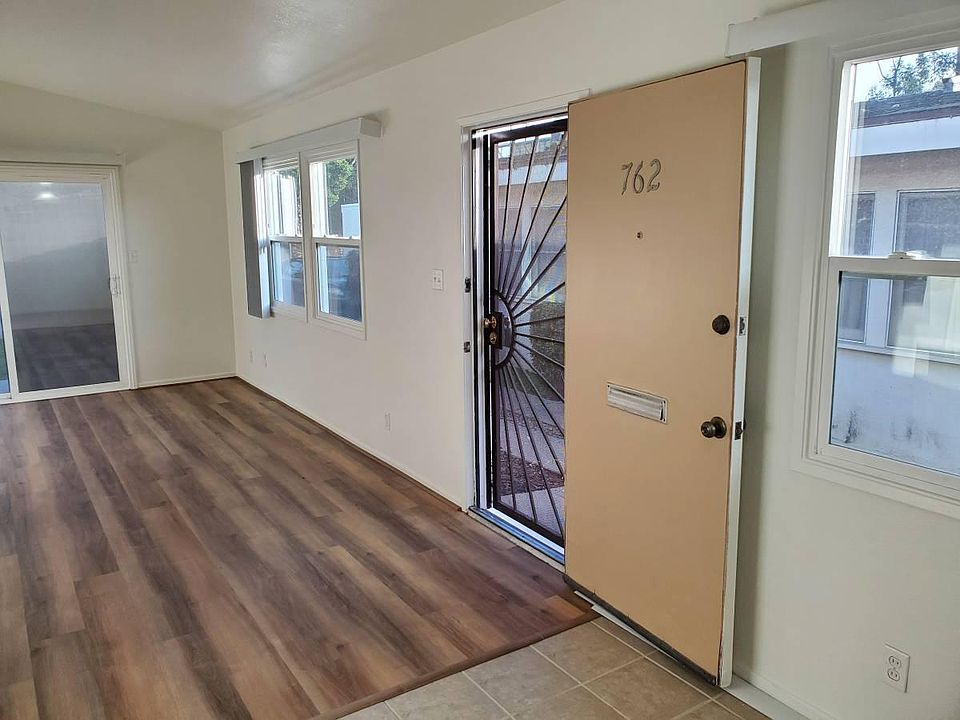 1st image of 762 Sidonia Ave