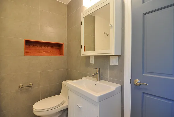 Rented by Nest Seekers International | media 19