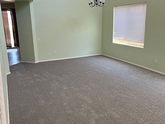 2nd image of 958 E Indian Wells Pl
