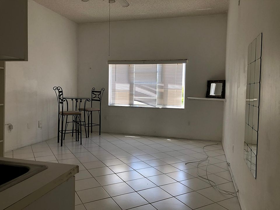 1st image of 2618 Collins Ave APT 436