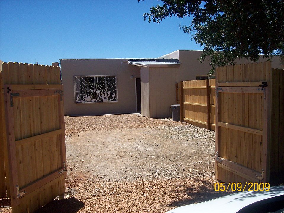 1st image of 446 E Blacklidge Dr