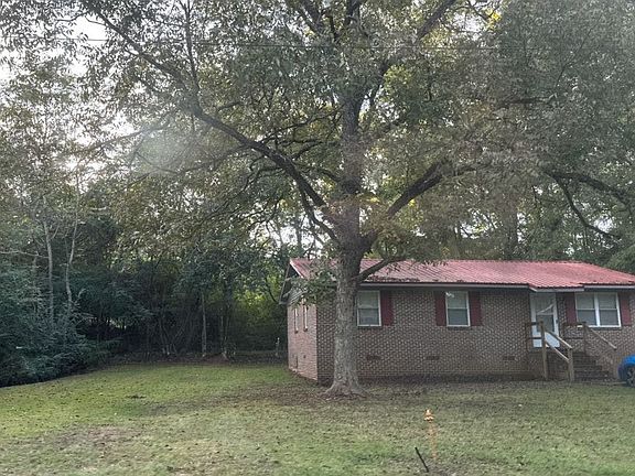 3rd image of 714 Hamilton St