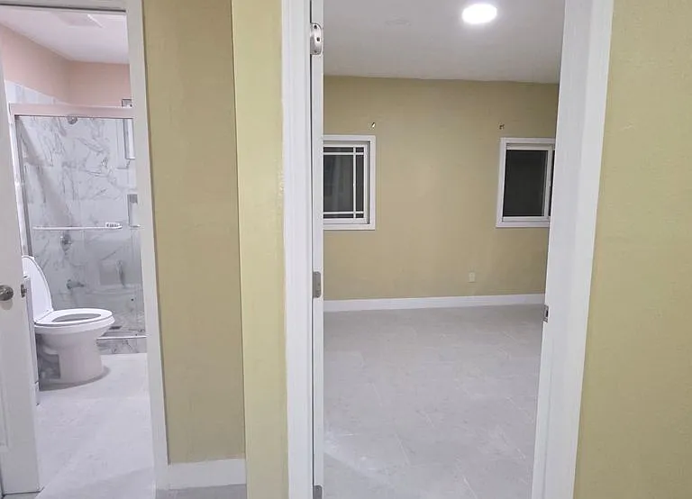 705 N Gunther St — Photo 5