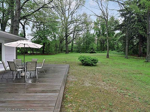 3rd image of 107 Normandy Dr