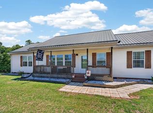 135 Blueridge View Ln, Mount Airy, NC 27030