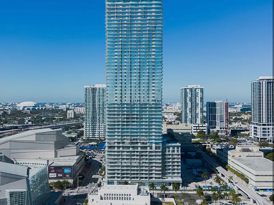1411 Biscayne Blvd #19