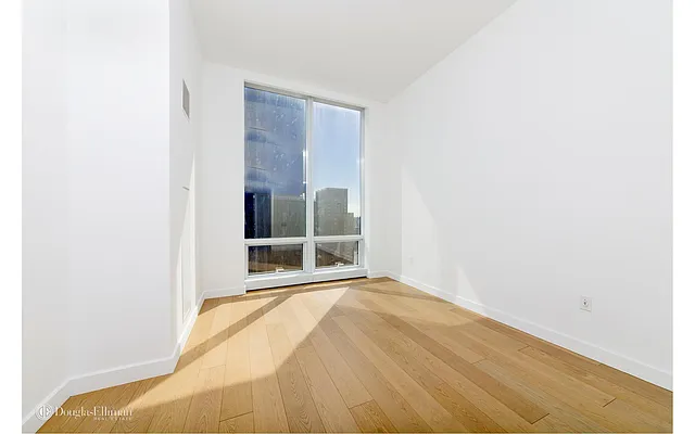 Rented by Douglas Elliman | media 21