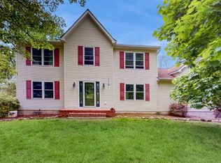 4 Fawn Rd, Great Meadows, NJ 07838