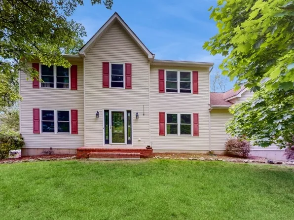 4 Fawn Dr, Liberty Twp., NJ 07838