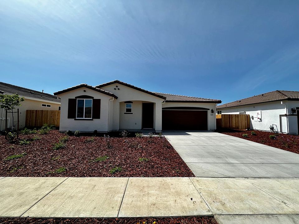 2035 Greenbriar Dr, Los Banos, CA 93635 Zillow