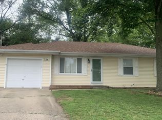 3241 W Olive St, Springfield, MO 65802