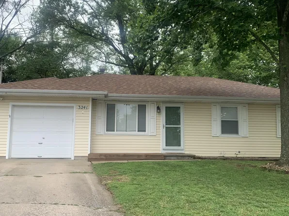 3241 W Olive Street, Springfield, MO 65802