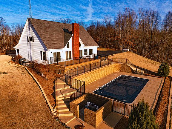 17th image of this home