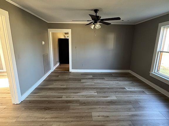 4th image of 801 Indian Ave