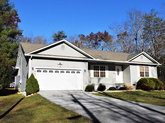 3rd image of 6047 Tomahawk Dr