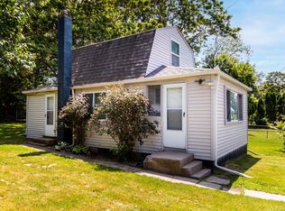 1315 E Lake Dr, Novi, MI 48377