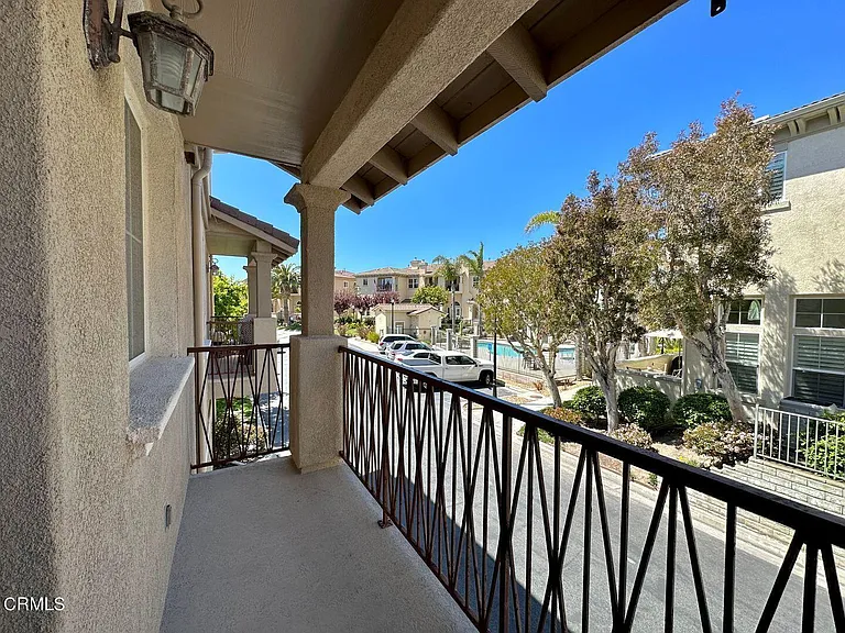 1202 Bayside Cir — Photo 43