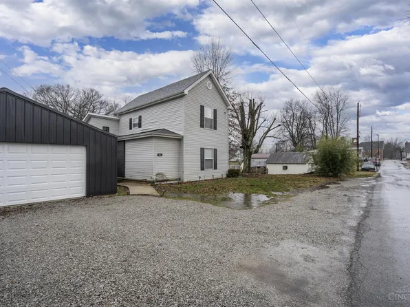 15 E Diehl St, Hillsboro, OH 45133