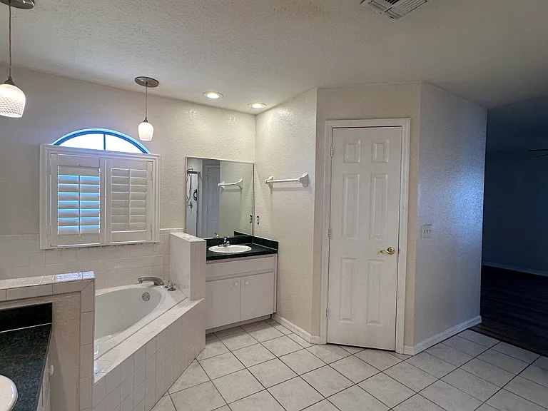 150 S Carolina Ave — Photo 12