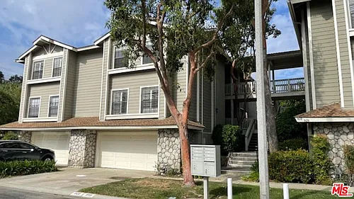 923 Lotus Cir Photo 1