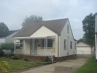 1st image of 26333 Clancy St