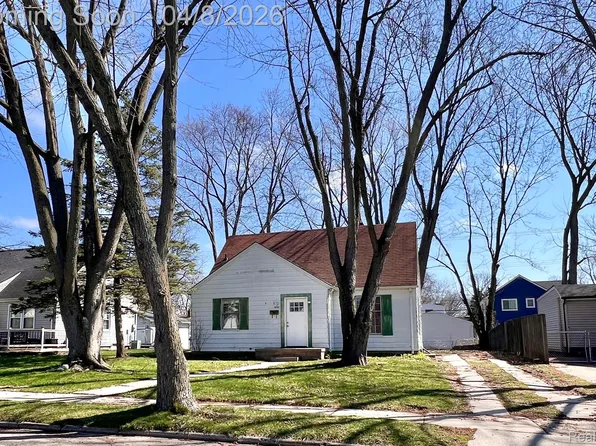2690 Ellwood Ave, Berkley, MI 48072