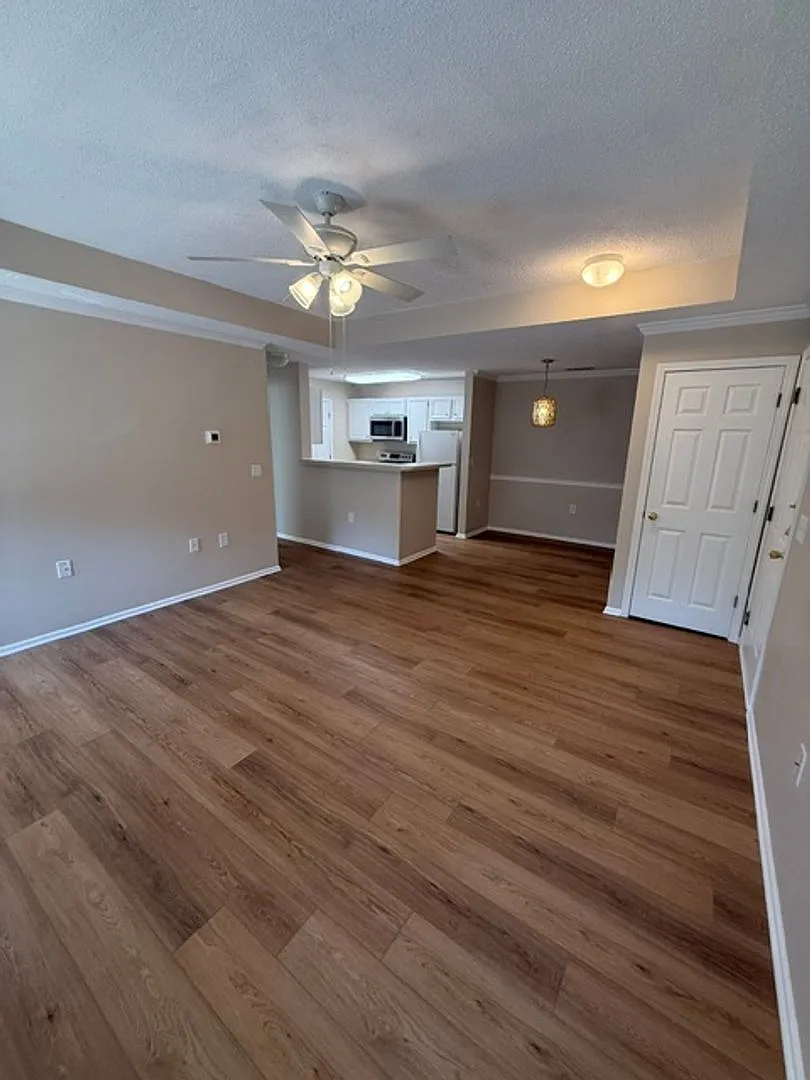 The Reserve at WoodBridge - Villa B216 — Photo 2