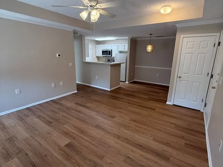 50 Pebble Beach Cv #B216 — Photo 2
