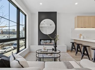 131 5th St #3, Cambridge, MA 02141