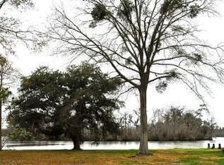 19 Audubon Ln, Madisonville, LA 70447