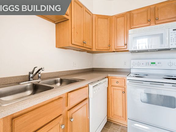 5th image of 900 W Marshall St APT 208