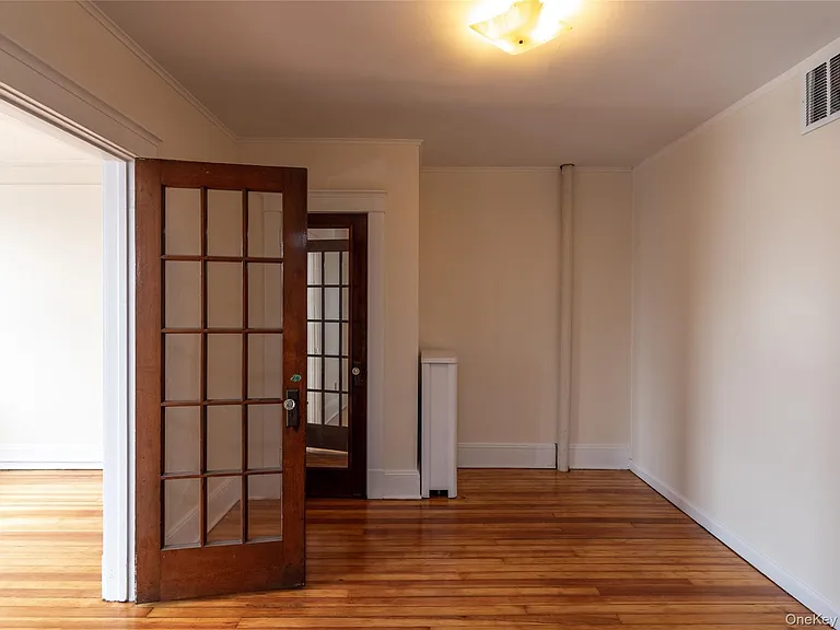 66 Main St — Photo 9