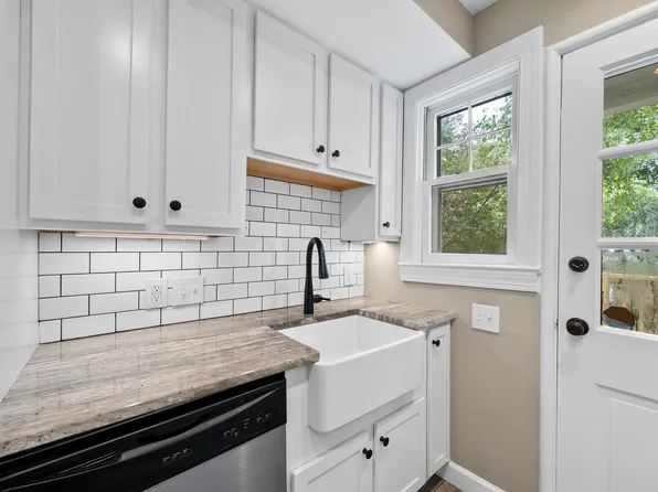 975 Saint Marys St #1, Raleigh, NC 27605