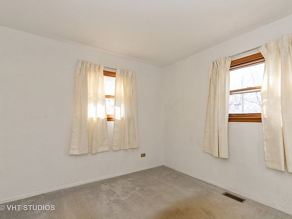 5th image of 2411 Huron Ter