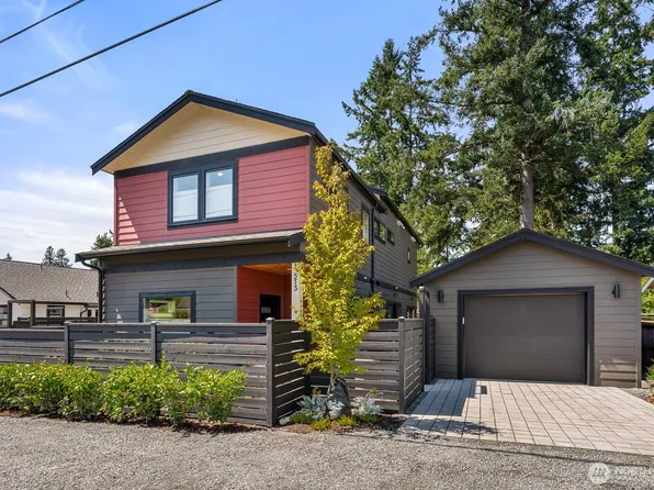13213 1st Avenue NW #1, Seattle, WA 98177