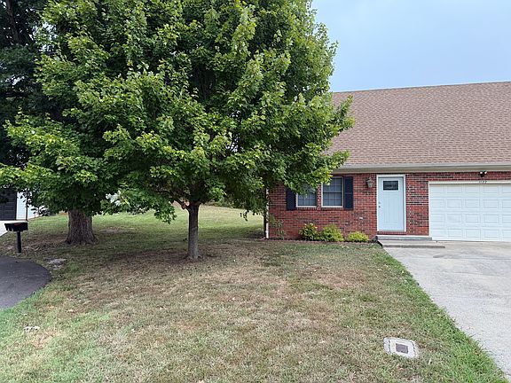 2nd image of 1120 Trails End End #1122