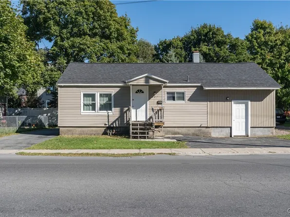 407 Holcomb St, Watertown, NY 13601
