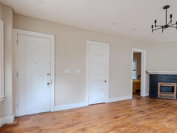 4th image of 1144 N 33rd STREET #1150
