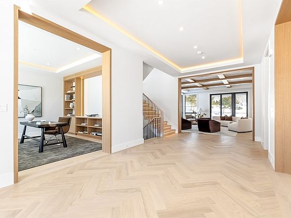 2nd image of 28 Dorothy Rd