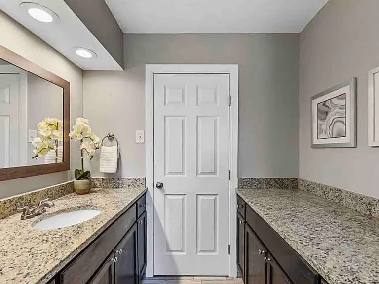 118 Johnson Rd — Photo 6