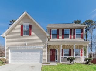 6702 Chieftain Dr, Charlotte, NC 28216